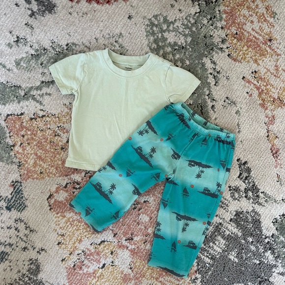 Gerber / Carter’s Baby Boy Tropical Pajamas Set Size 18 Months - Picture 5 of 8